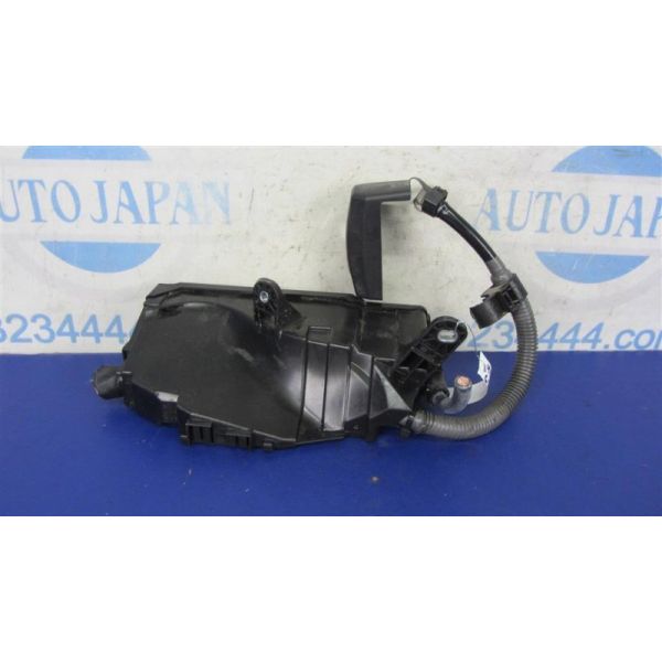 Блок запобіжників моторний відсік LEXUS GS 12- 82662-30B90 — 5