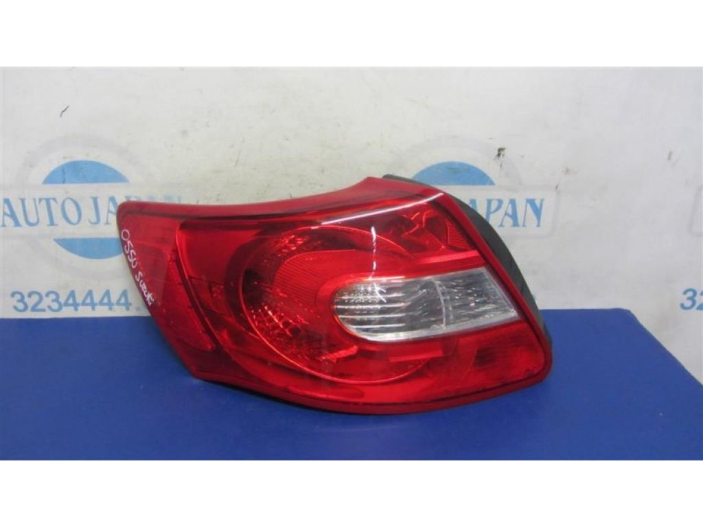 35670-57L00 | Фонарь наружный задн. лев. SUZUKI KIZASHI 09-14