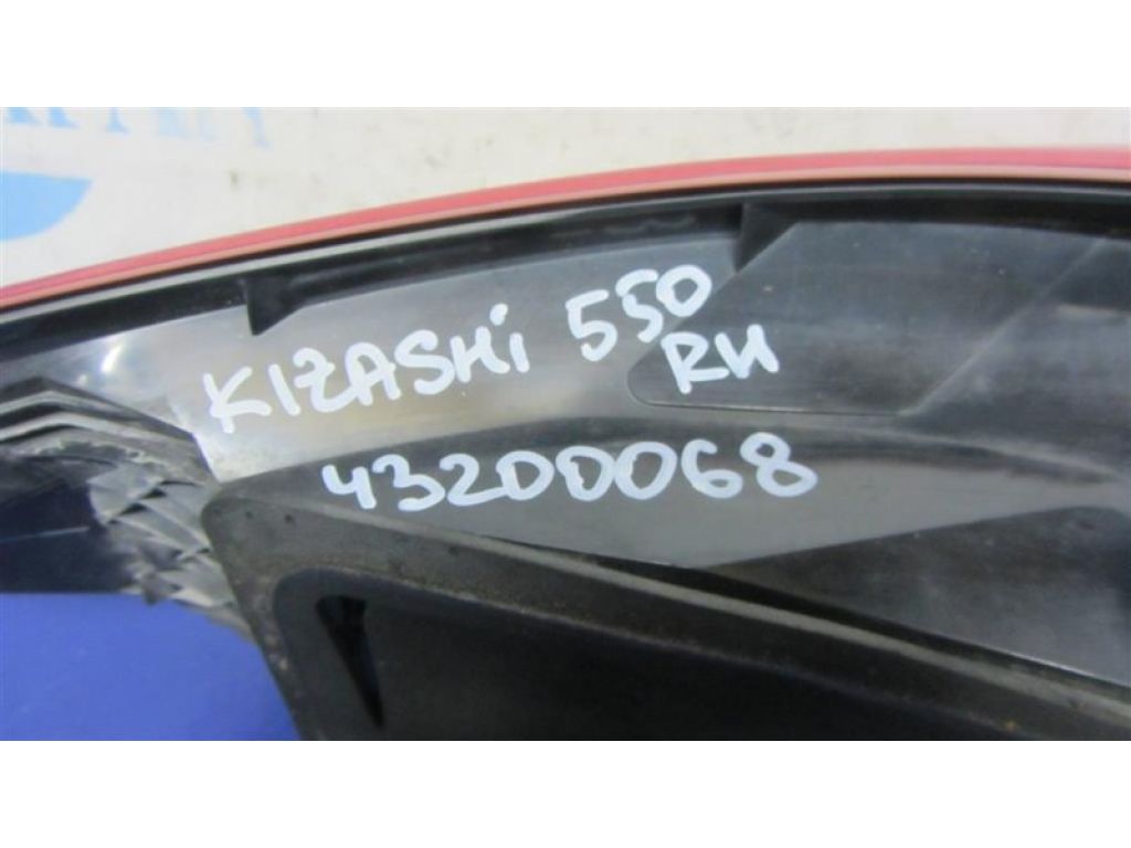 35650-57L00 | Ліхтар зовнішній задн. прав. SUZUKI KIZASHI 09-14 - Фото 2