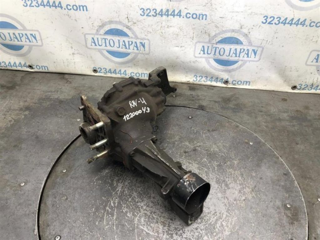 Роздавальна коробка TOYOTA RAV4 05-12