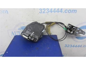 Замок двері задн. прав. TOYOTA CAMRY 40 06-11