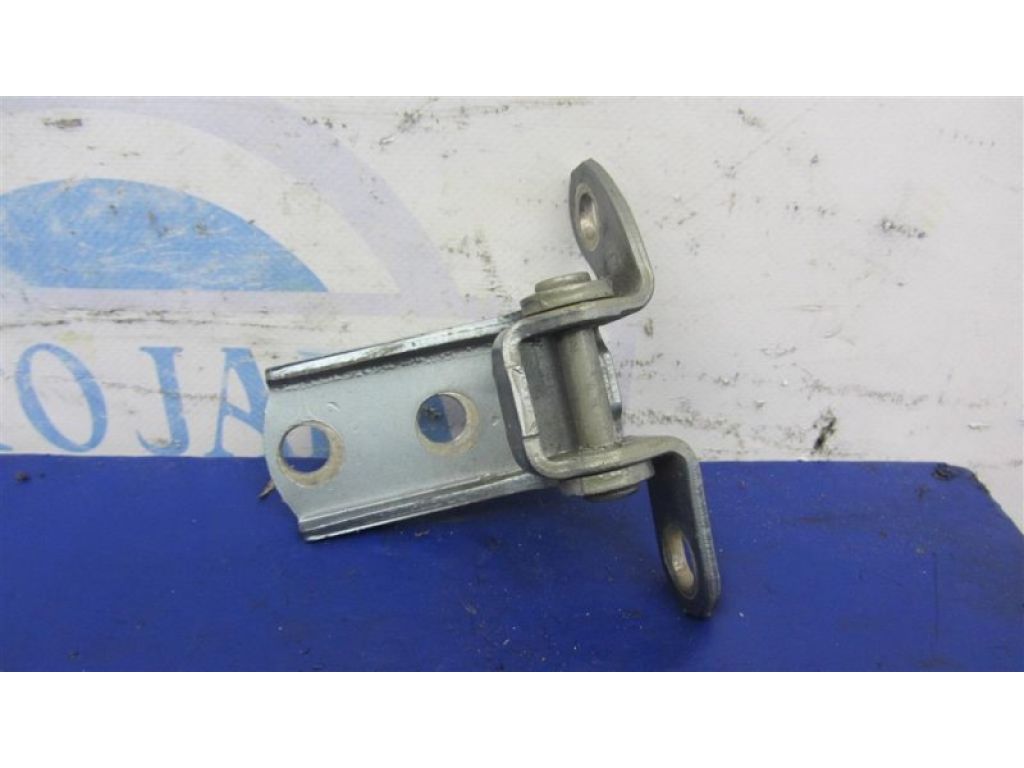 68770-02050 | Петля двері нижня задн. прав. TOYOTA CAMRY 40 06-11 - Фото 3