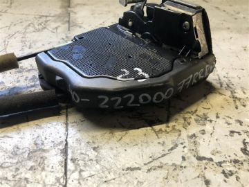 Замок двері задн. прав. TOYOTA CAMRY 40 06-11