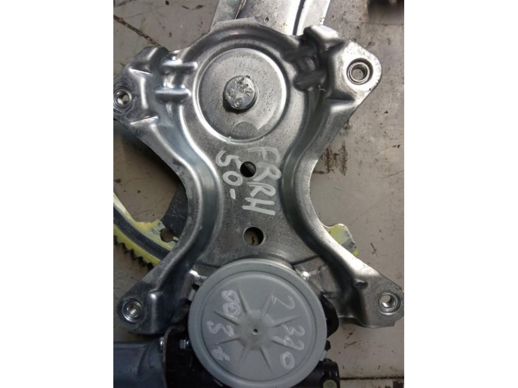 69801-06080 | Стеклоподъемник передн. прав. TOYOTA CAMRY 50 12-15 - Фото 2