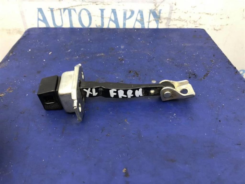 5702A040 | Ограничитель двери передн. прав. MITSUBISHI OUTLANDER XL 05-13 - Фото 2