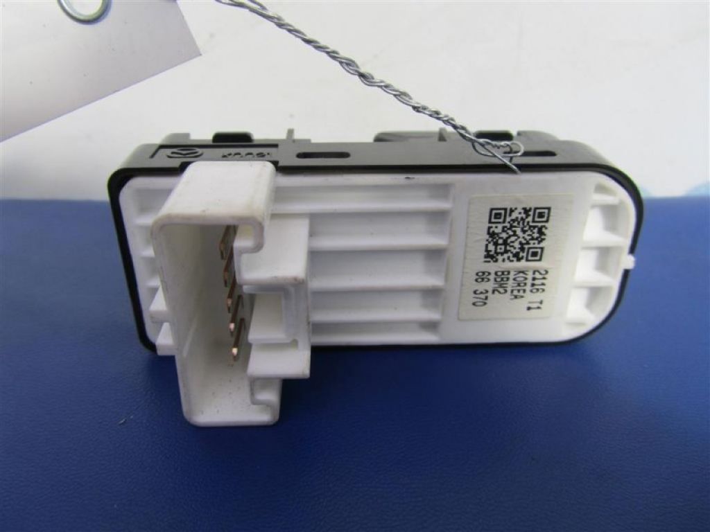 BBM2-66-370 | Кнопка стеклоподъемника передн. прав. MAZDA 3 BL 09-13 - Фото 3