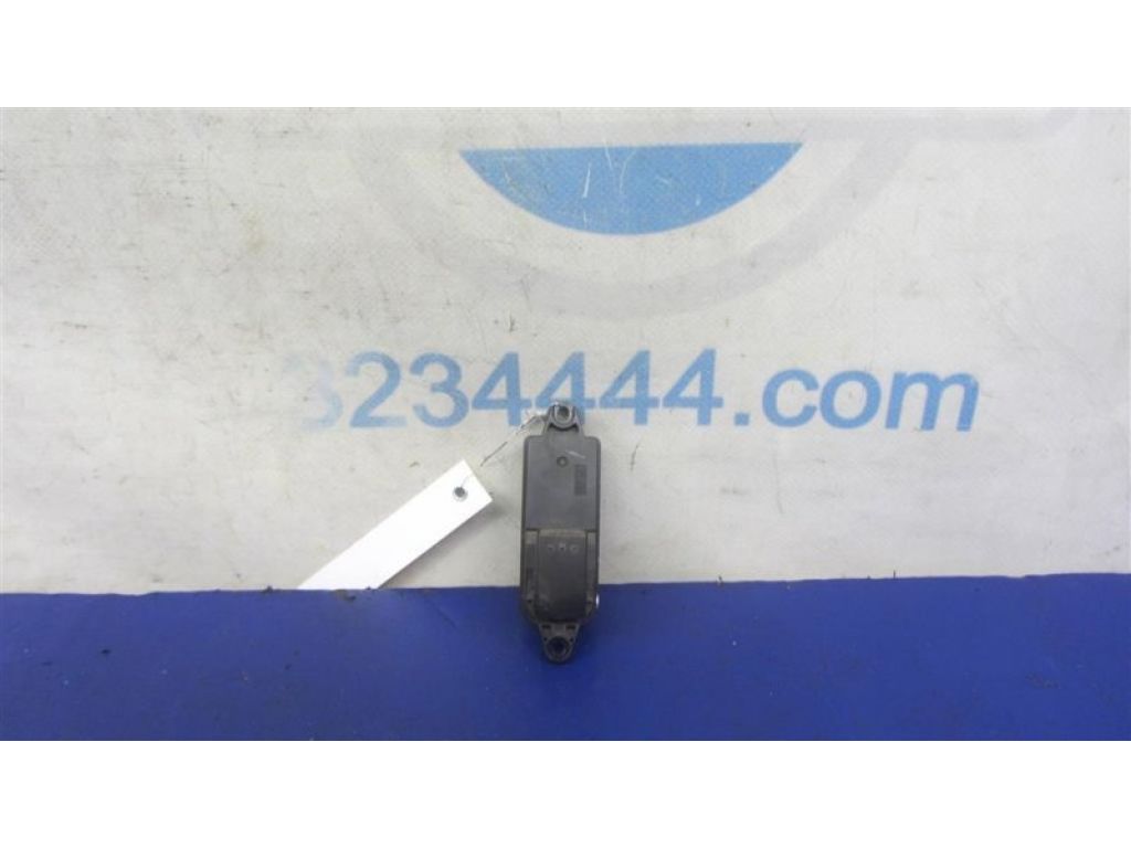 GEA3-66-370 | Кнопка стеклоподъемника задн. MAZDA 6 GH 07-12