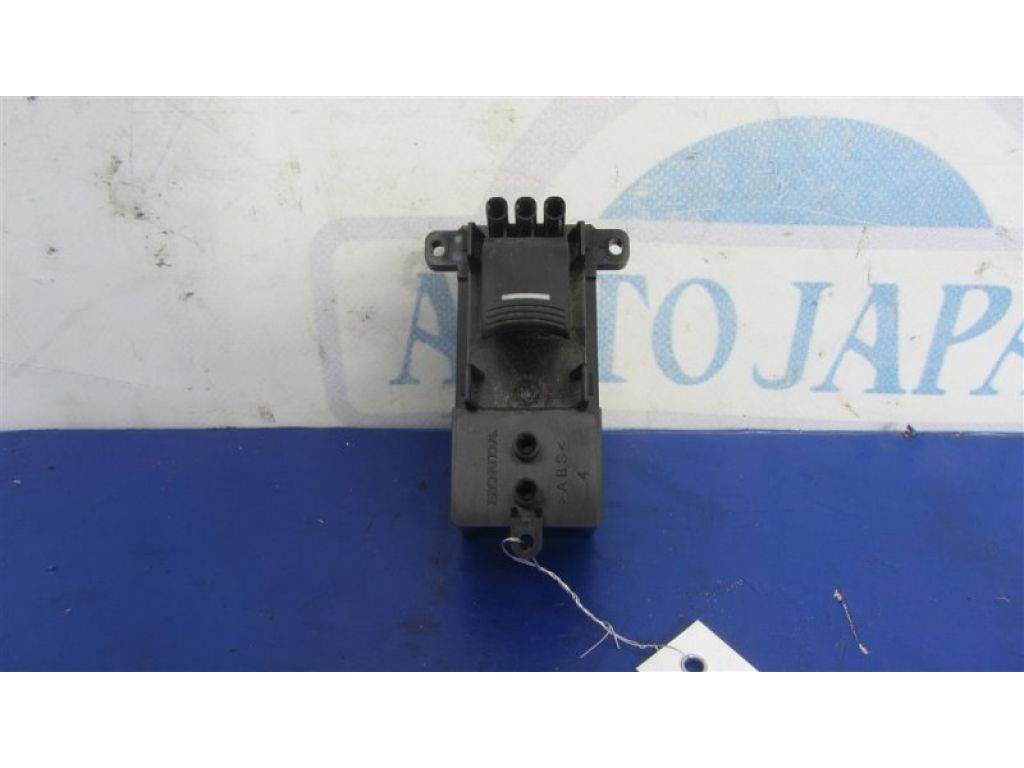 35780-TZ3-A01 | Кнопка склопідіймача задн. лів. ACURA TLX 14-17