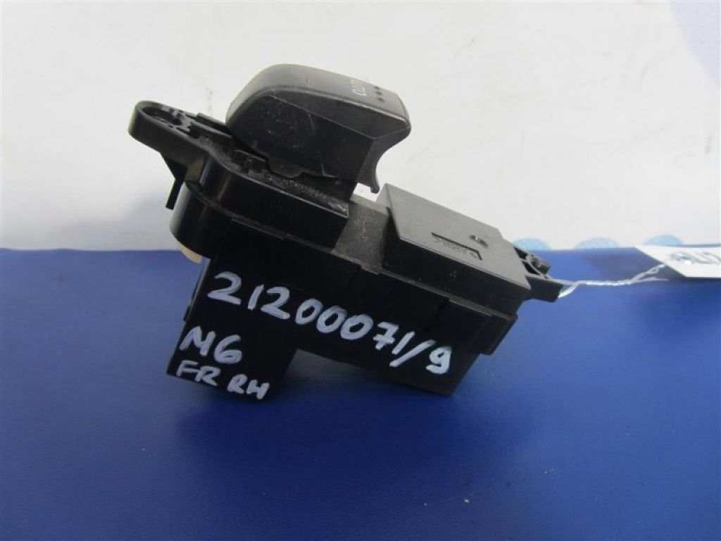 GS3L-66-370A | Кнопка склопідіймача передн. прав. MAZDA 6 GH 07-12