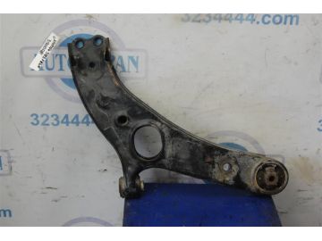 Рычаг передней подвески нижний лев. HYUNDAI SANTA FE (DM) 12-18