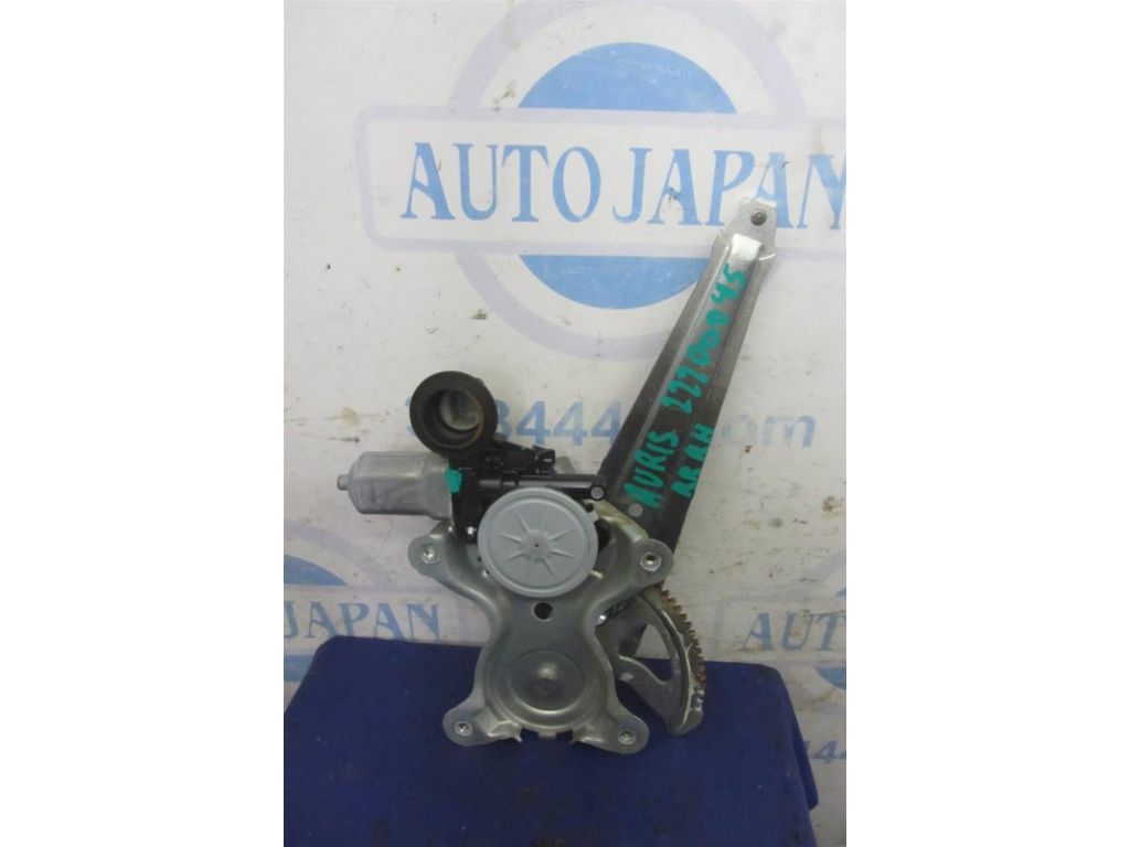 69803-12180 | Склопідйомник задн. прав. TOYOTA AURIS 06-12