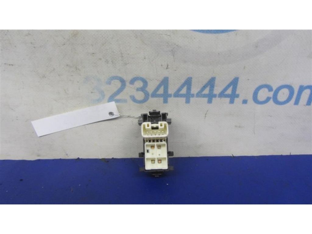 84810-06030 | Кнопка стеклоподъемника задн. TOYOTA CAMRY 50 12-15 - Фото 3
