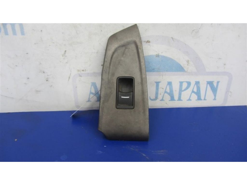 35770-TL2-A01 | Кнопка стеклоподъемника задн. HONDA ACCORD CU8 / TSX 08-14