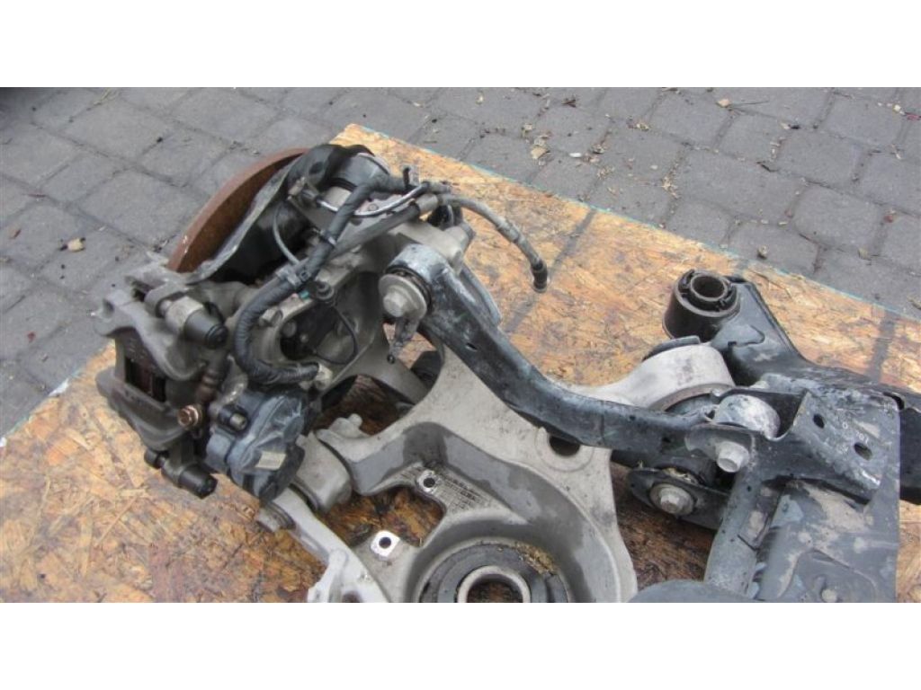 HG9Z-5035-A | Балка задньої підвіски FORD FUSION 14- - Фото 5