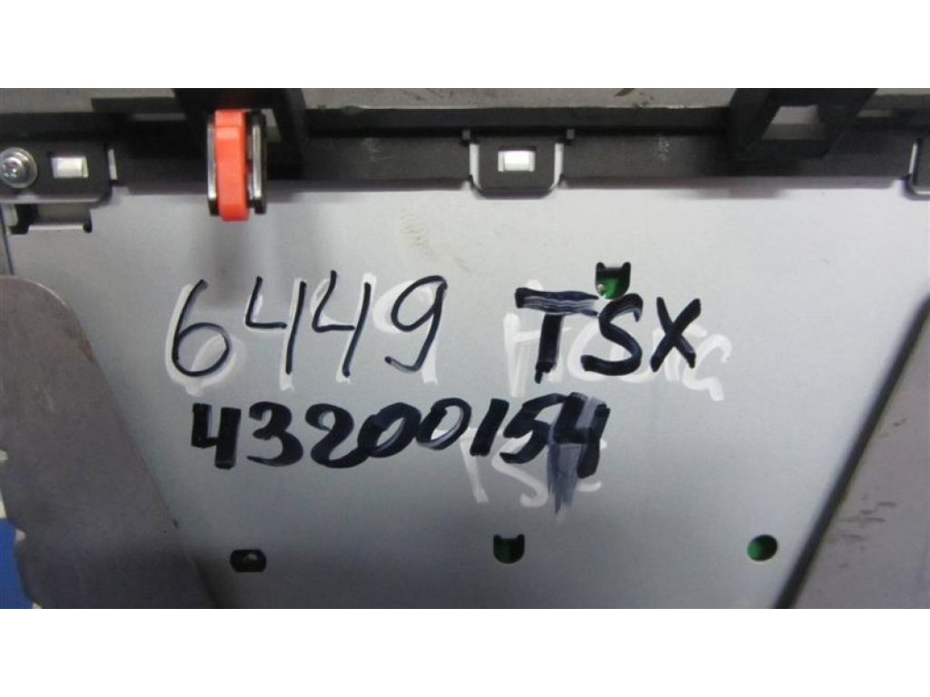 39100-TL2-A50 | CD-чейнджер ACURA TSX 08-14 - Фото 2