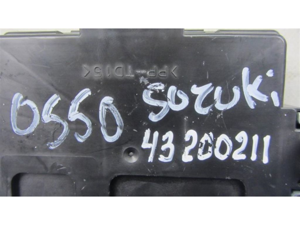 39530-57L00 | Блок комфорта SUZUKI KIZASHI 09-14 - Фото 2
