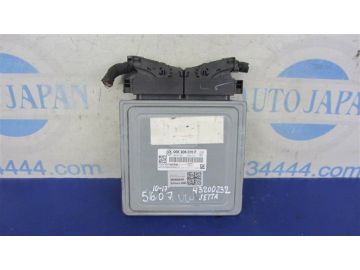 Блок управления двигателем VOLKSWAGEN JETTA USA 10-17