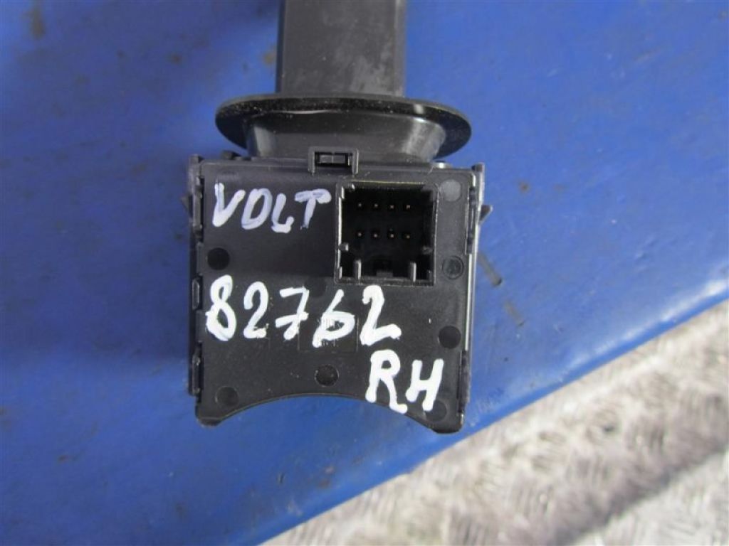 95472871 | Подрулевой переключатель передн. прав. CHEVROLET VOLT 10-15 - Фото 2