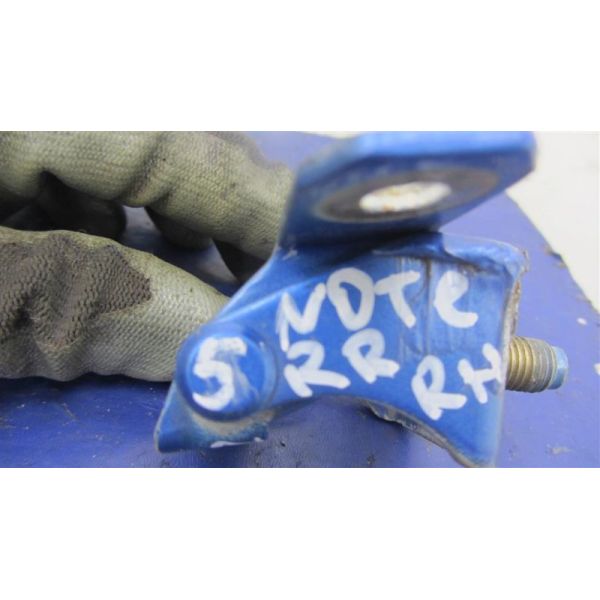 Петля кришки багажника права NISSAN NOTE 04-12 — 3
