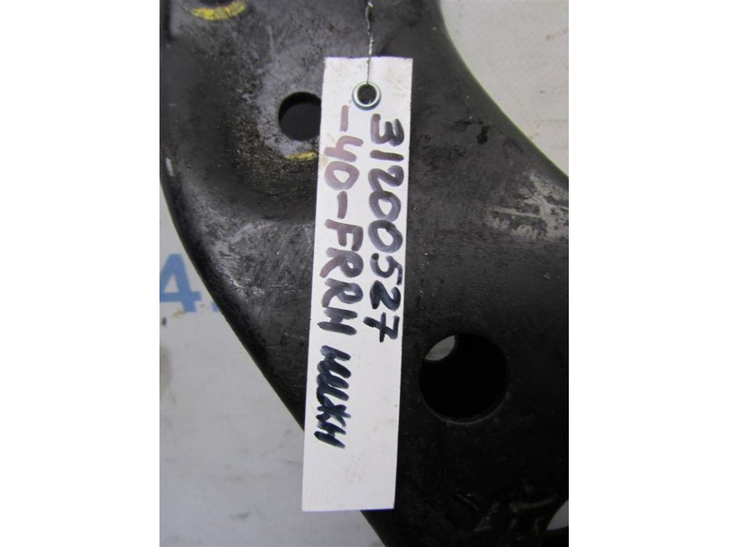 48068-33060 | Рычаг передней подвески нижний прав. TOYOTA CAMRY 40 06-11 - Фото 2