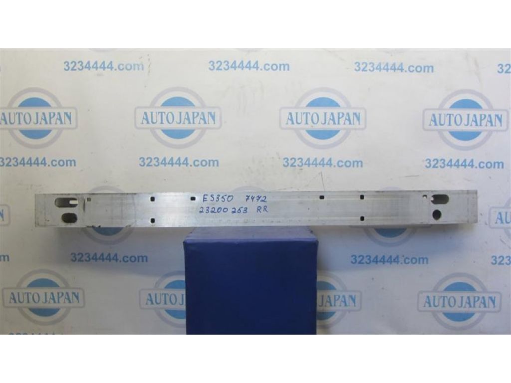 52171-33140 | Підсилювач заднього бампера LEXUS ES350 06-12