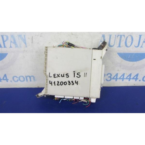 Блок запобіжників салон LEXUS IS250/350 13-20 82672-63060