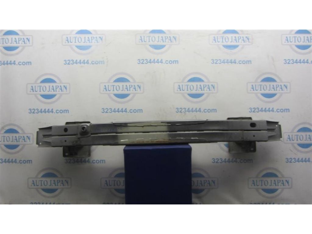 58270-57L10 | Підсилювач переднього бампера SUZUKI KIZASHI 09-14