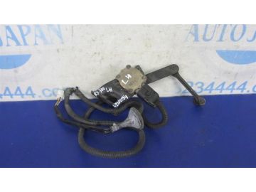 Датчик положения кузова задн. лев. LEXUS RX300 98-03