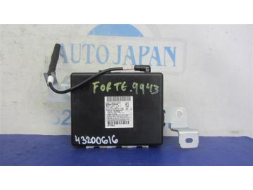 Блок комфорту KIA FORTE YD 12-
