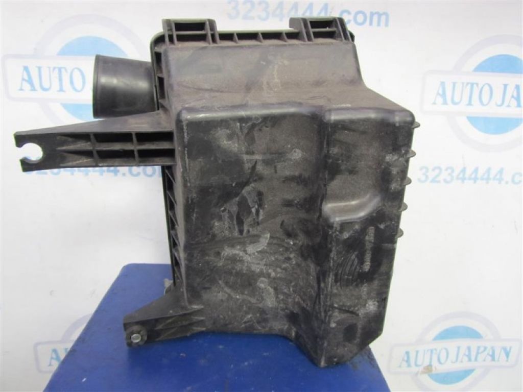 13700-57L00 | Корпус повітряного фільтра SUZUKI KIZASHI 09-14 - Фото 3