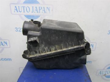 Корпус воздушного фильтра TOYOTA MATRIX 02-08