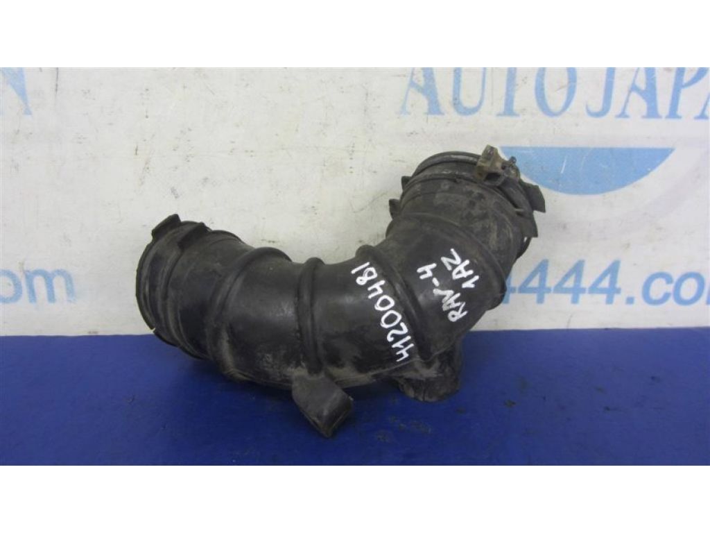 17881-28040 | патрубок повітряного фільтра TOYOTA RAV4 05-12