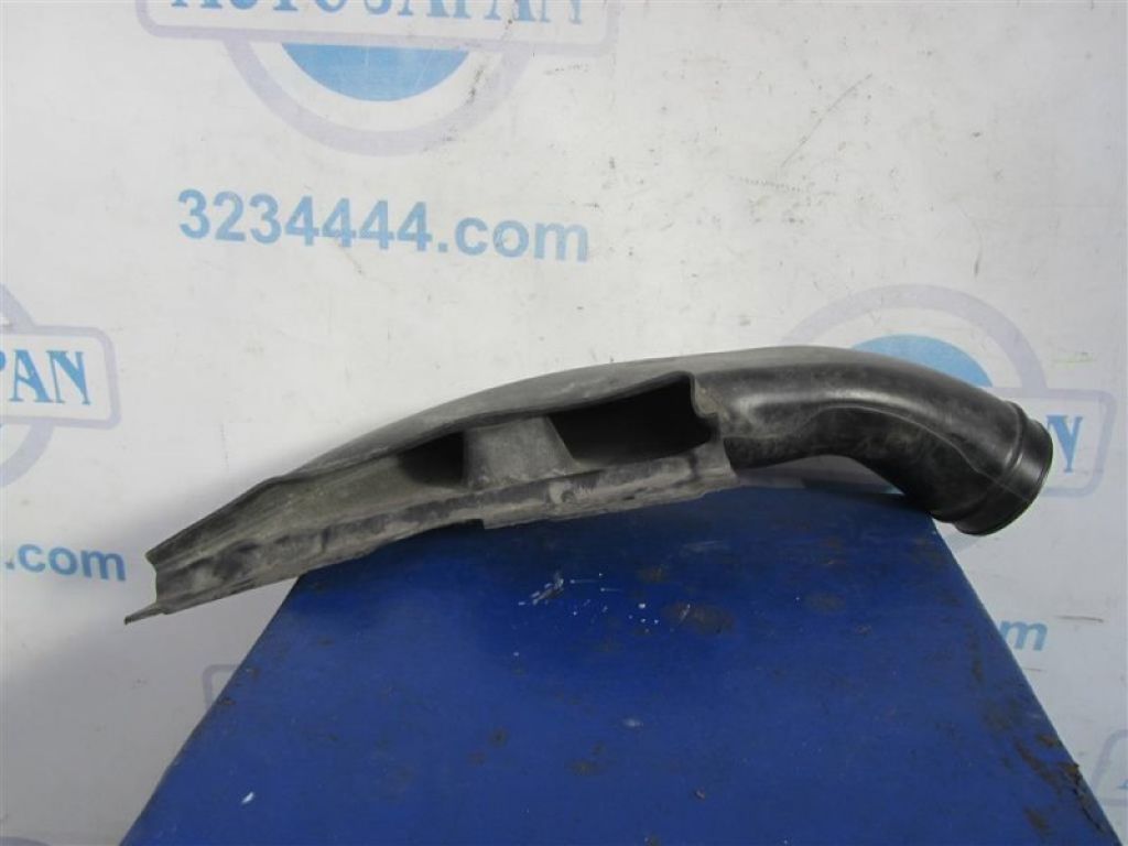 13765-57L00 | Воздухозаборник SUZUKI KIZASHI 09-14