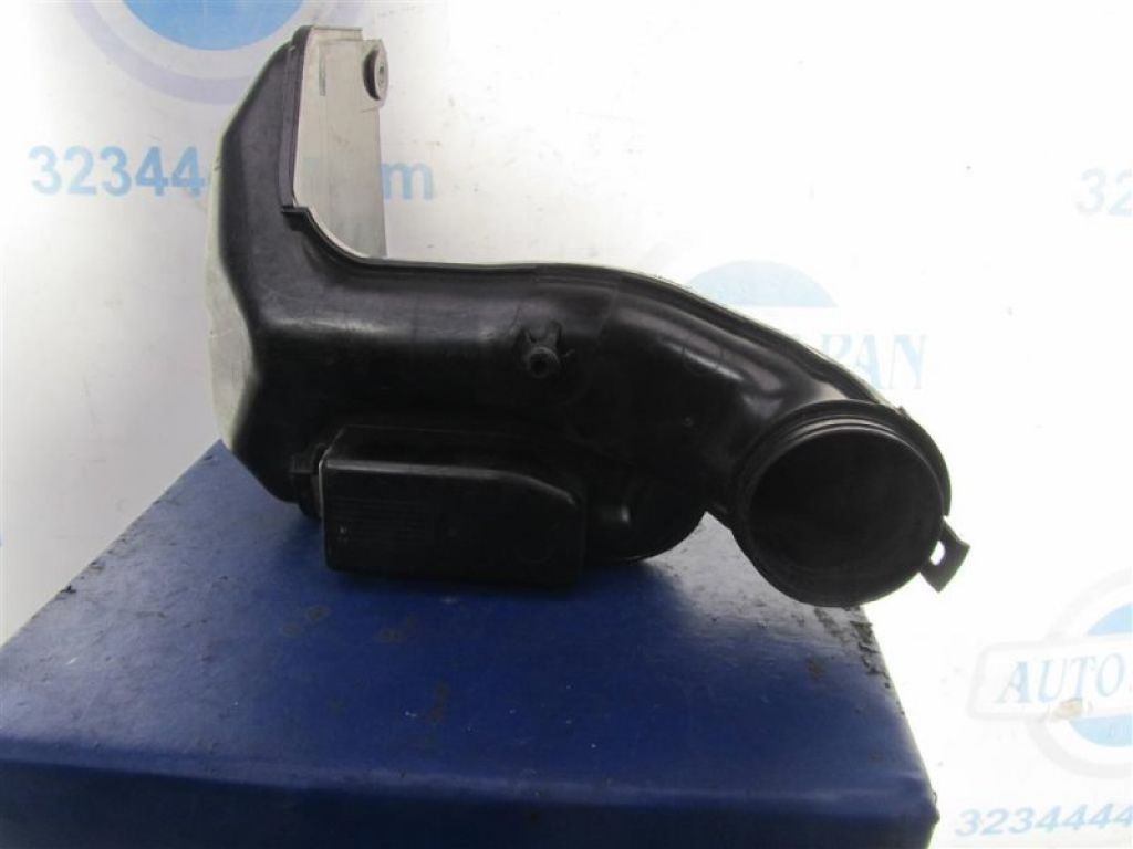 L33D-13-200A | Повітрозабірник MAZDA CX-7 06-12 - Фото 3