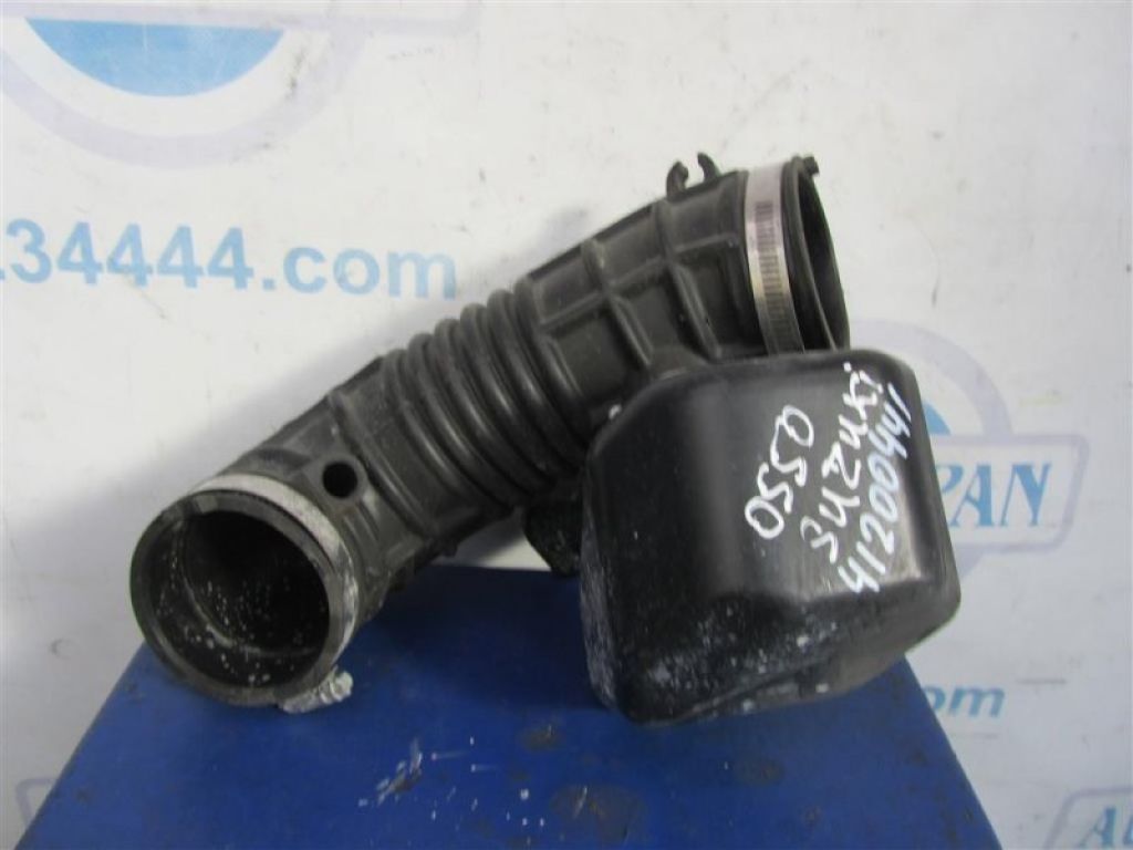 13881-57L00 | патрубок повітряного фільтра SUZUKI KIZASHI 09-14