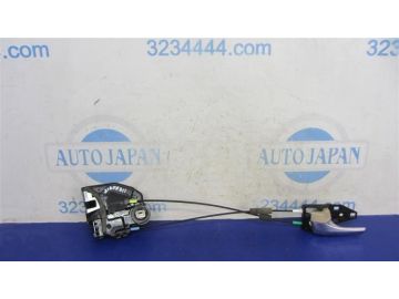 Замок двері задн. лів. TOYOTA VENZA 09-16