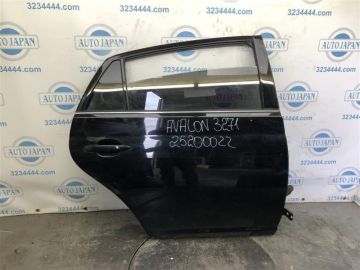 Двері задн. прав. TOYOTA AVALON 05-12