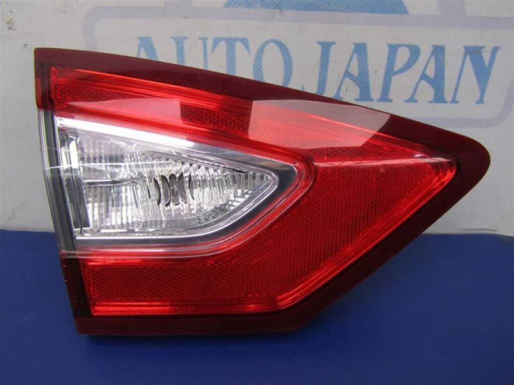 DS7Z-1340-5A | Ліхтар внутрішній задн. лів. FORD FUSION 14-