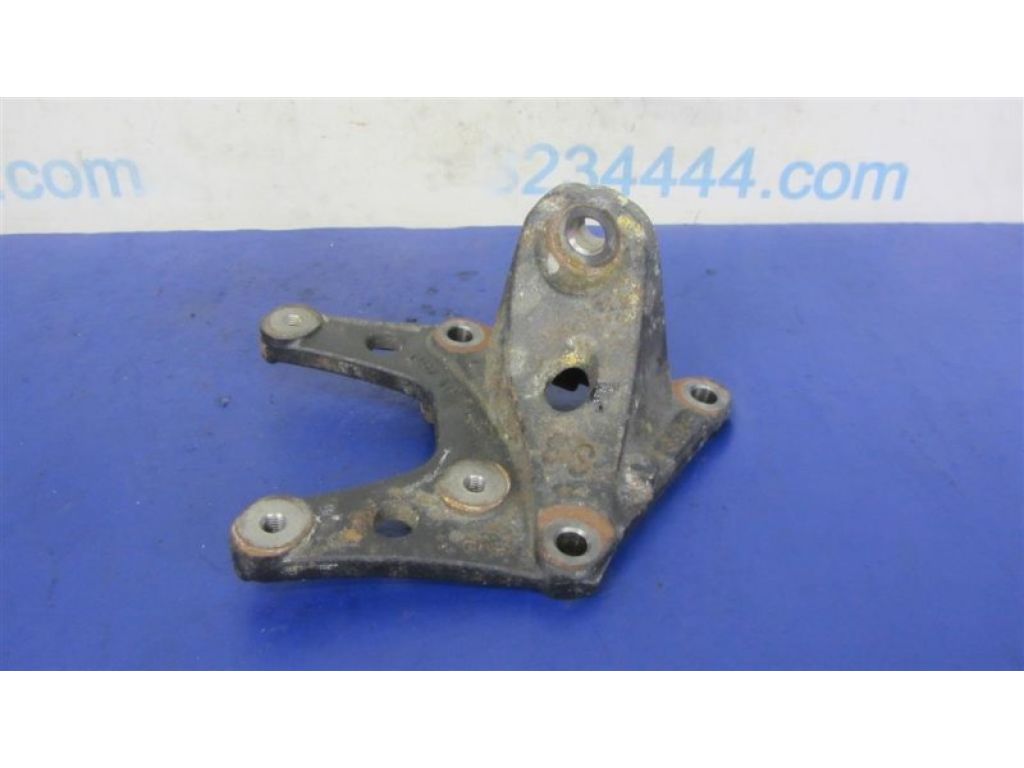 12311-0V160 | Кронштейн двигателя передн. TOYOTA CAMRY 50 12-15