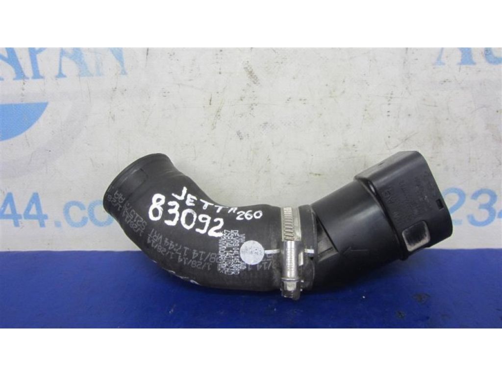 04L 131 111 M | Патрубок интеркулера VOLKSWAGEN JETTA USA 10-17