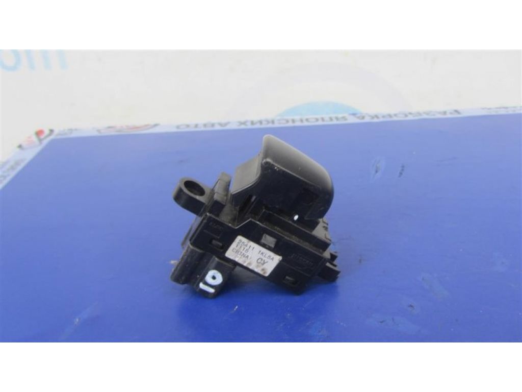 25411-1KL5A | Кнопка склопідіймача задн. NISSAN X-TRAIL/ROGUE T32 13-20