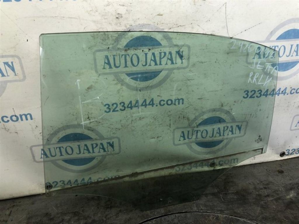 5C6 845 025 | Скло дверей задн. лів. VOLKSWAGEN JETTA USA 10-17