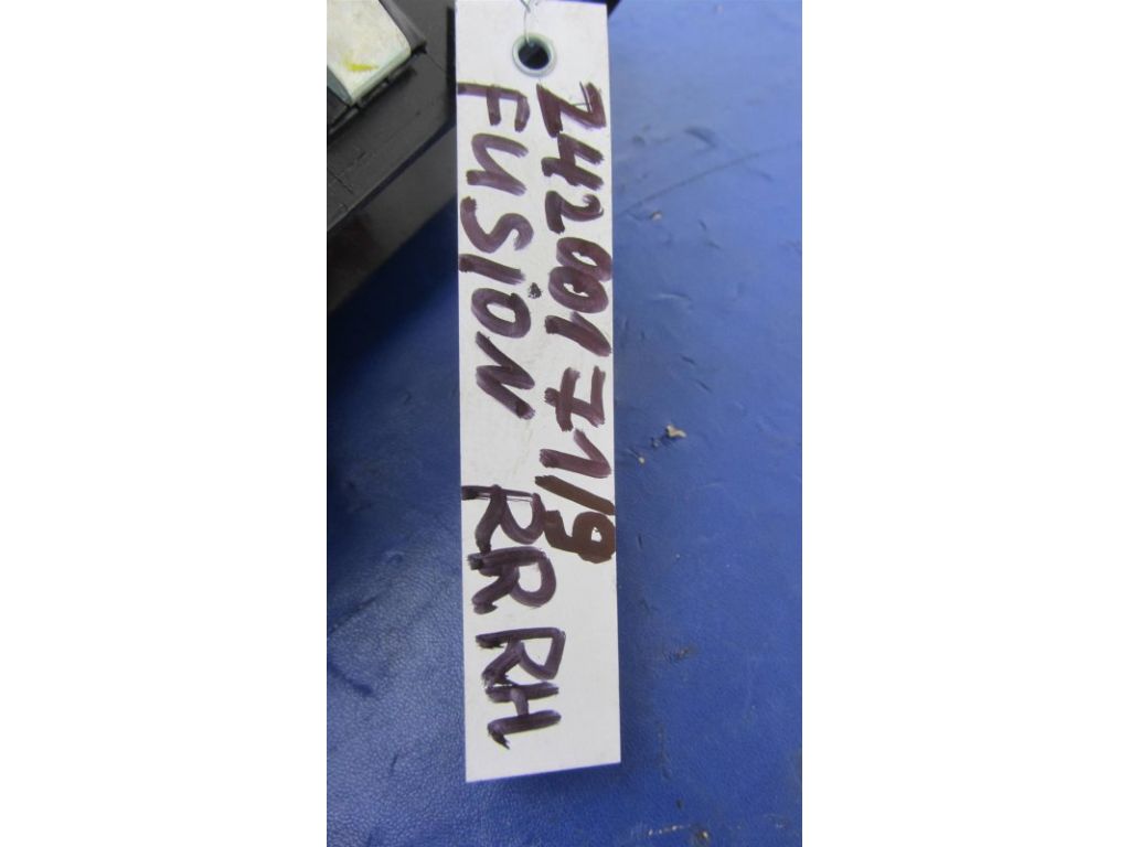 DG9Z-14529-AB | Кнопка склопідіймача задн. FORD FUSION 14- - Фото 2