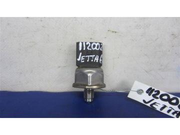 Датчик тиску палива VOLKSWAGEN JETTA USA 10-17