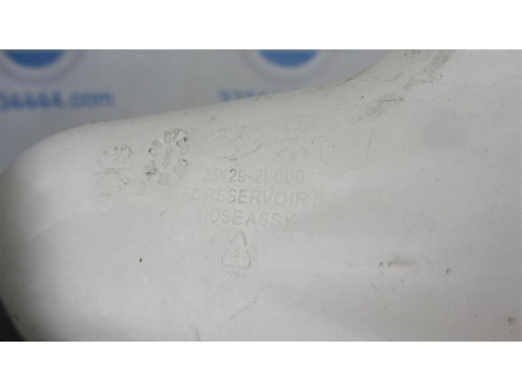 25429-2L000 | Бачок расширительный HYUNDAI ELANTRA HD 06-11 - Фото 4