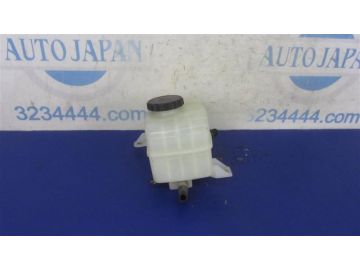Бачок головного гальмівного циліндра LEXUS RX300/330/350/400 03-09