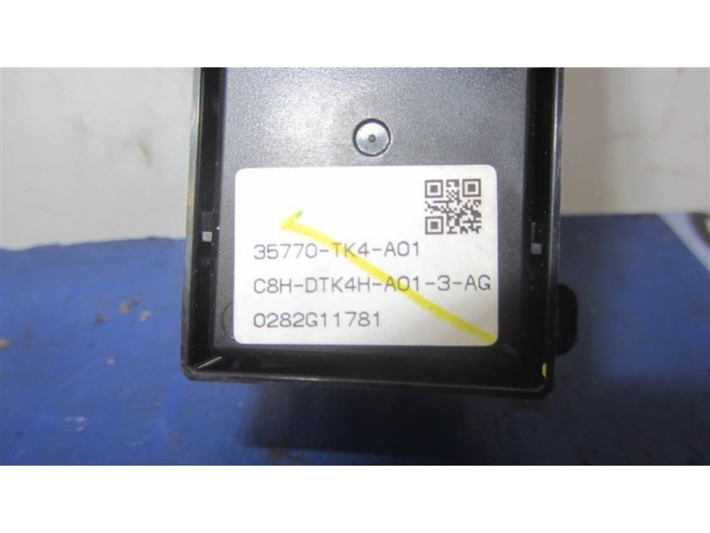 35770-TK4-A01 | Кнопка склопідіймача ACURA RDX 12-19 - Фото 3