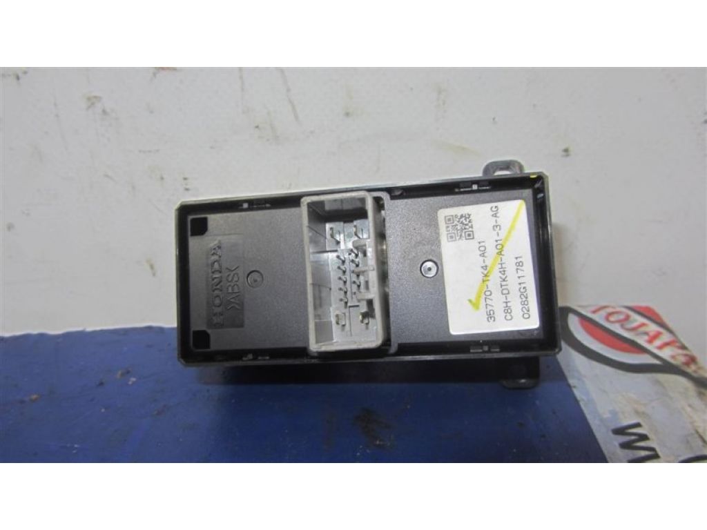 35770-TK4-A01 | Кнопка склопідіймача ACURA RDX 12-19 - Фото 4