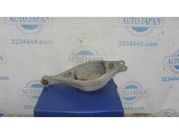 Рычаг задней подвески поперечный нижний лев. INFINITI G25/G35/G37/Q40 06-14