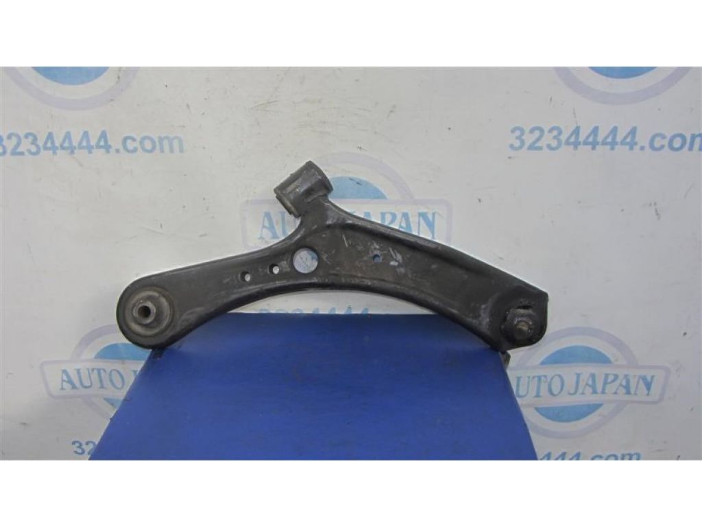 45201-54L20 | Рычаг передней подвески нижний прав. SUZUKI SX4 06-13